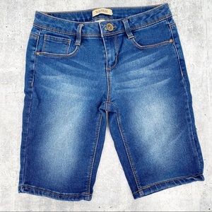 Squeeze Denim Shorts Size 12 Stretchy Pedal Pusher